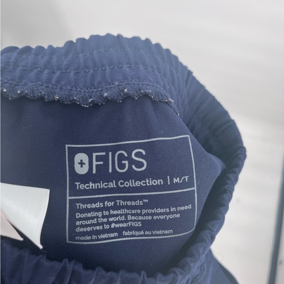 FIGS navy blue jogger pants size M - Picture 5 of 5